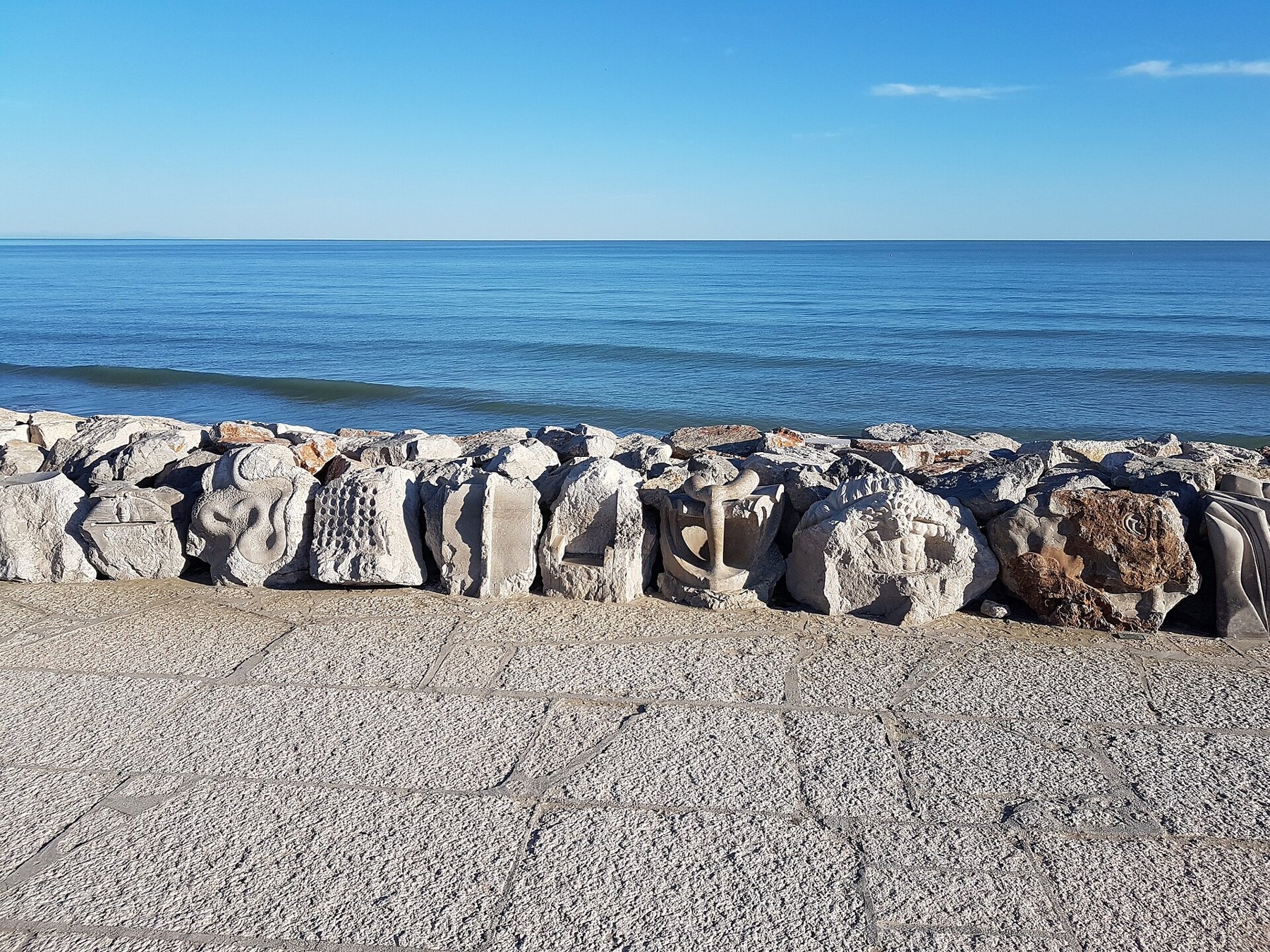La Scogliera Viva di Caorle sul lungomare di Levante